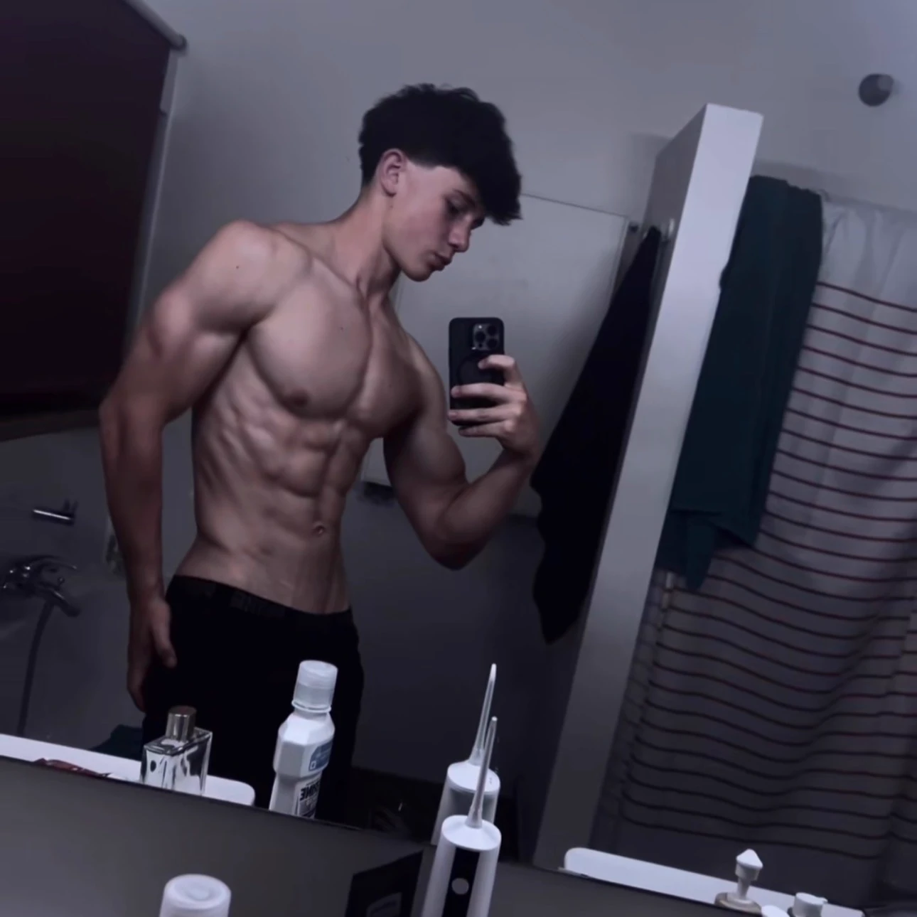 Jairo thumbnail