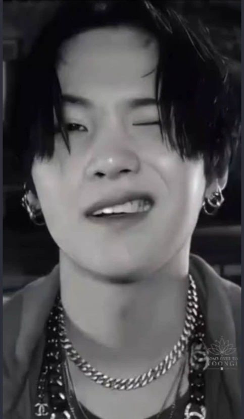 vampire yoongi thumbnail