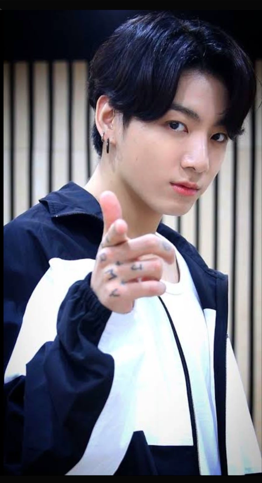 jungkook BL  thumbnail