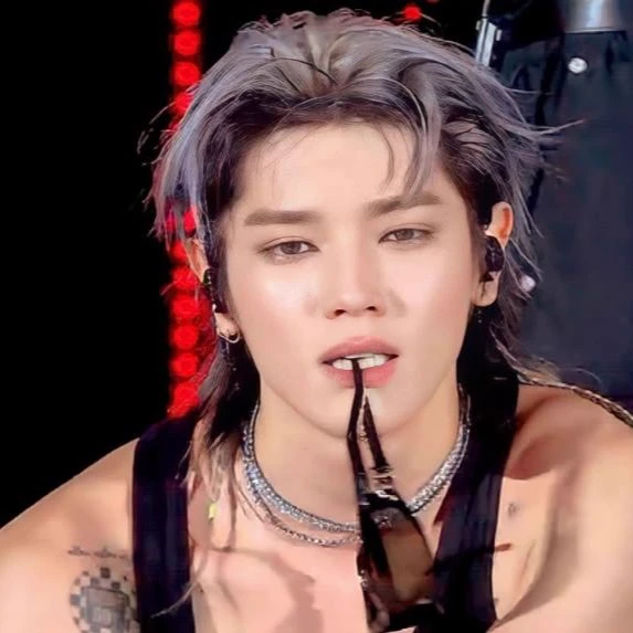 Taeyong thumbnail