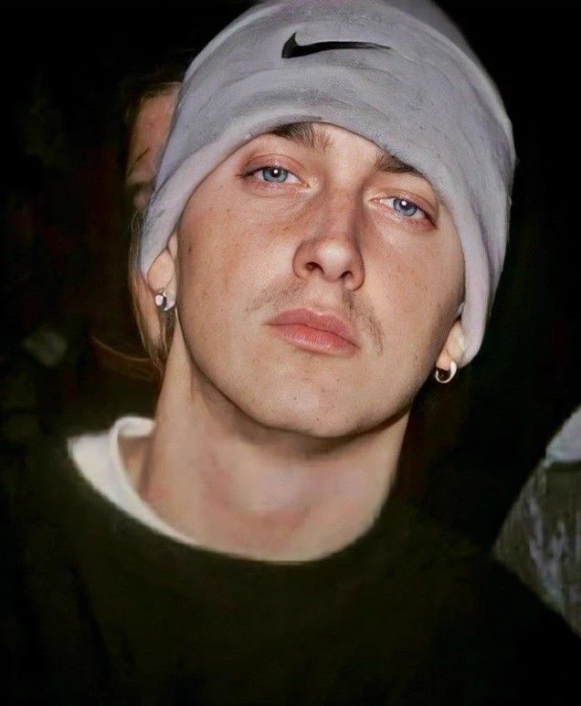 Marshall Mathers - Slim Shady thumbnail