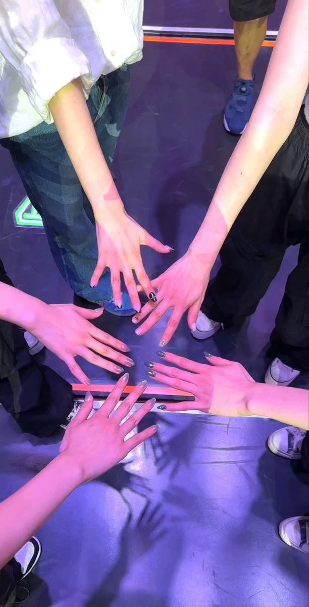 Kpop industry thumbnail
