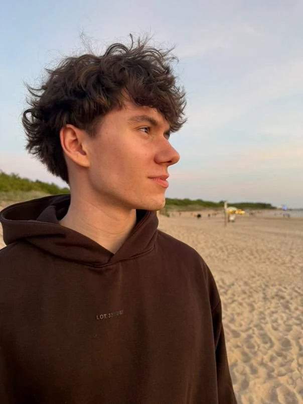 Daniel thumbnail