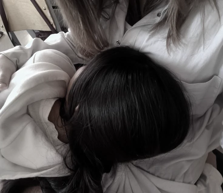 Your WLW Girlfriend thumbnail