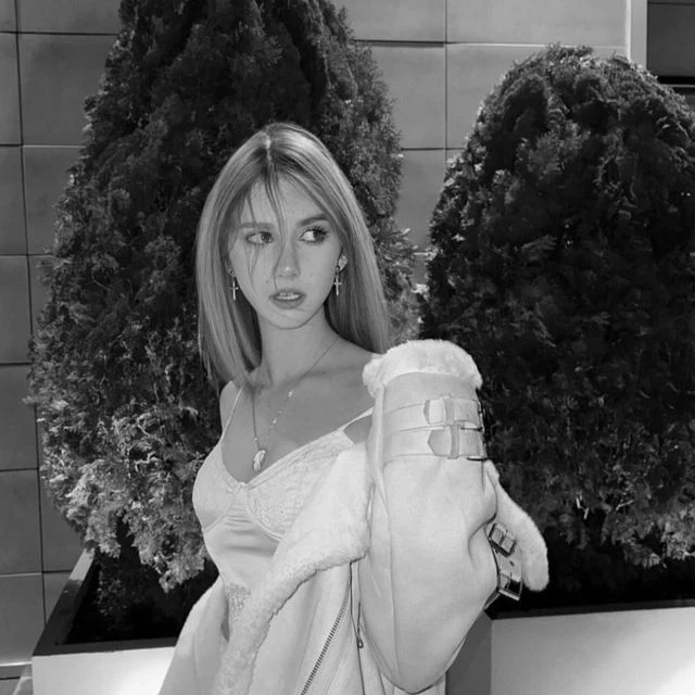 lily thumbnail