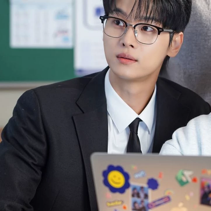 Professor kang te moo thumbnail