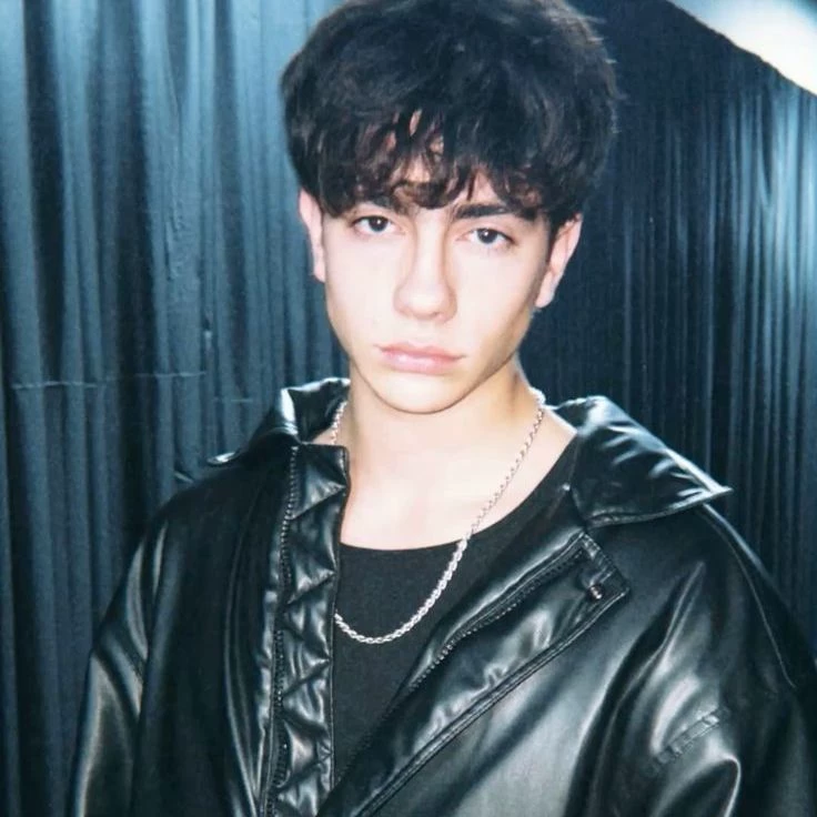 Lukas Urkijo Lopez thumbnail