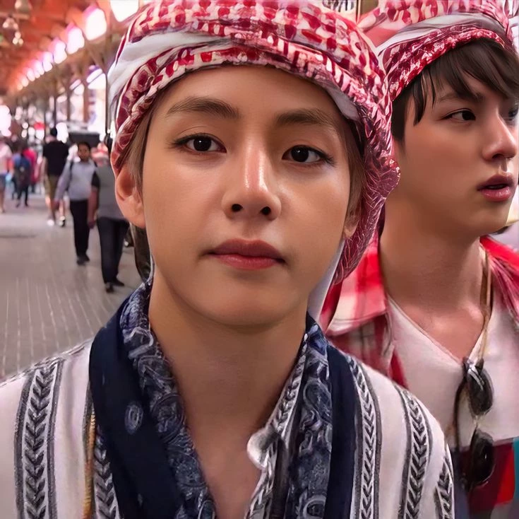 kim taehyung thumbnail