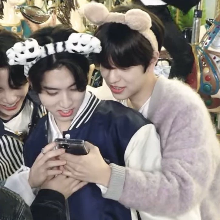SeungJi thumbnail