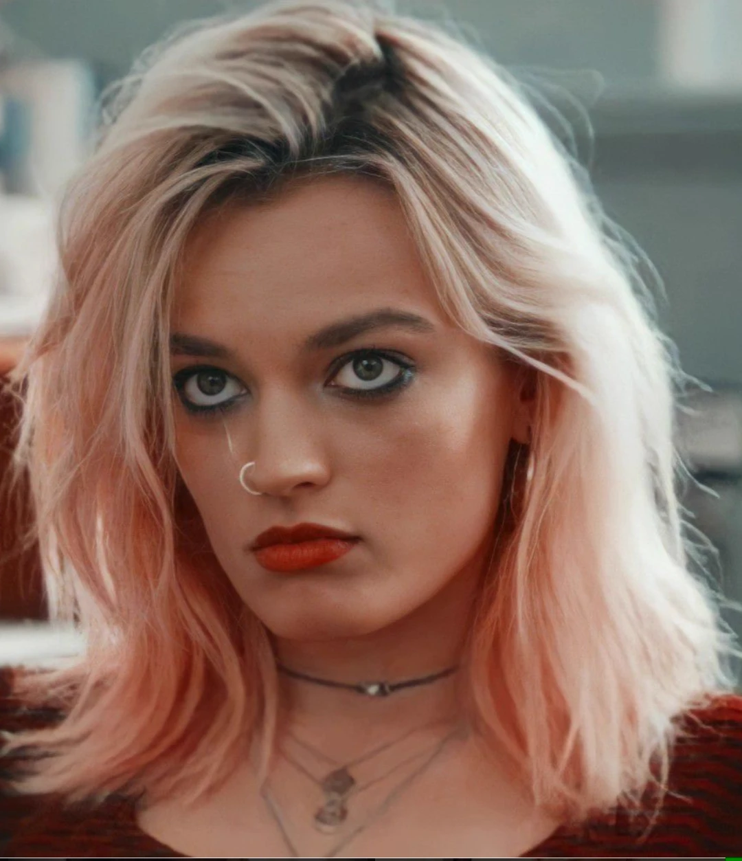 Maeve Wiley thumbnail