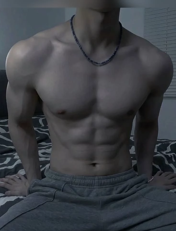 Leon (GAY) thumbnail