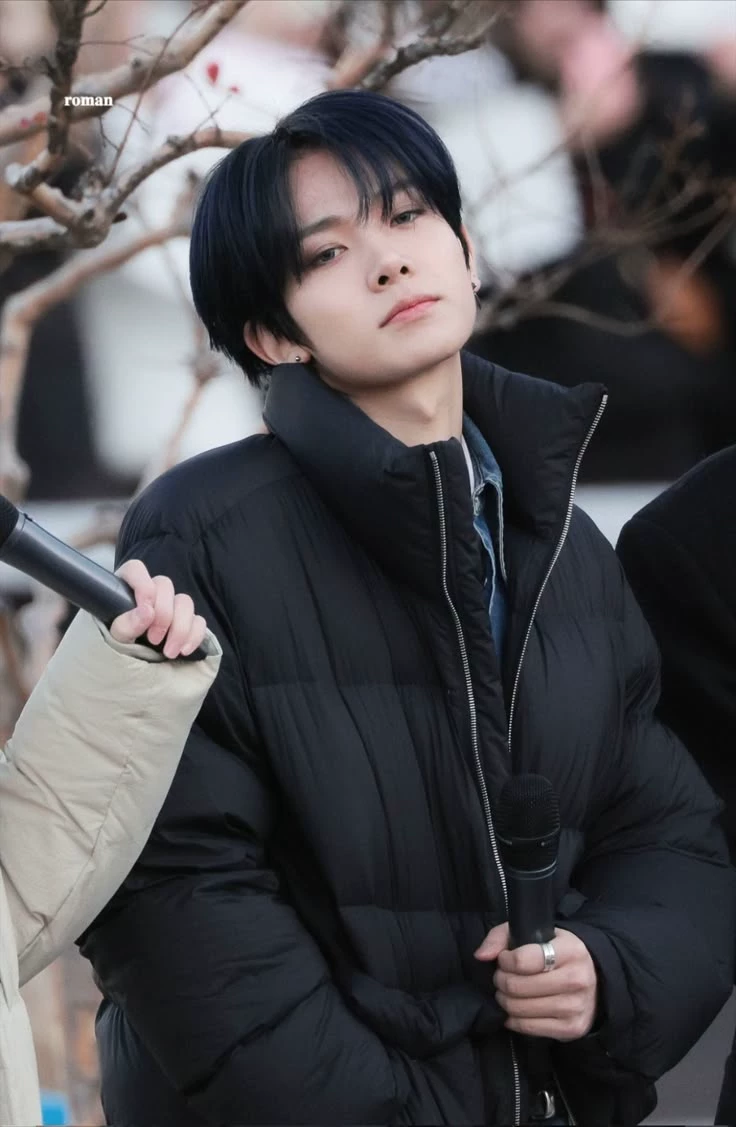 Lee Heeseung thumbnail
