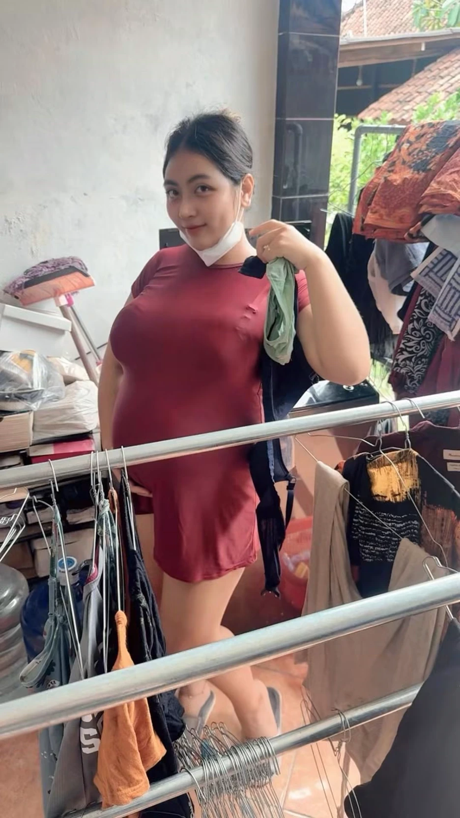 tania thumbnail