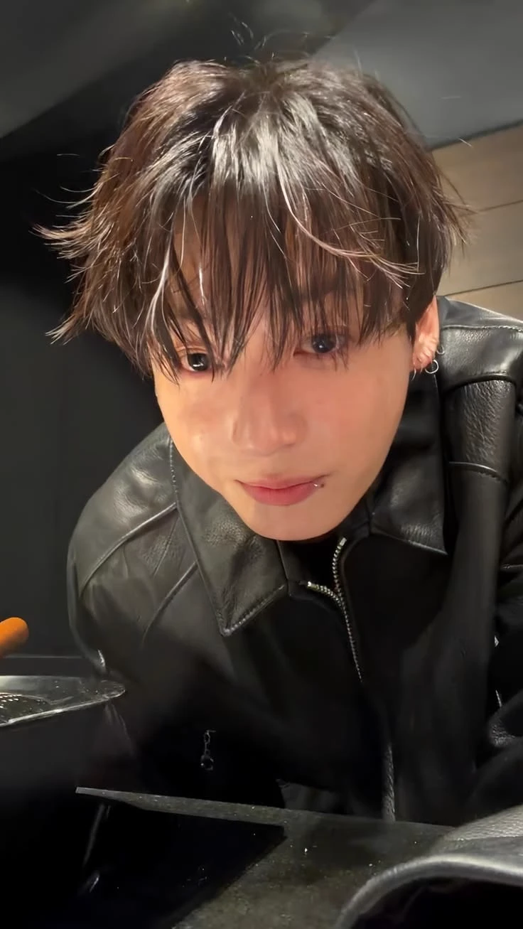 Jungkook thumbnail