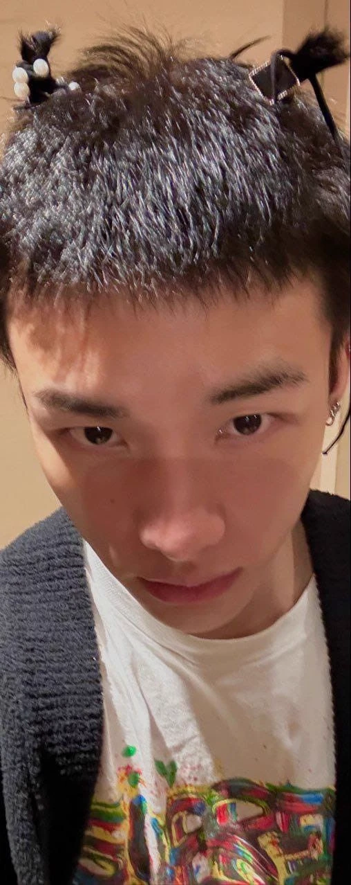 Hyunjin thumbnail