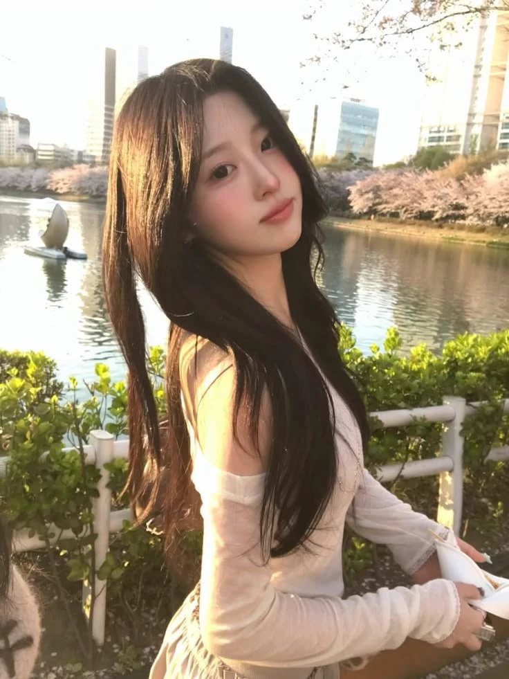 moon thumbnail