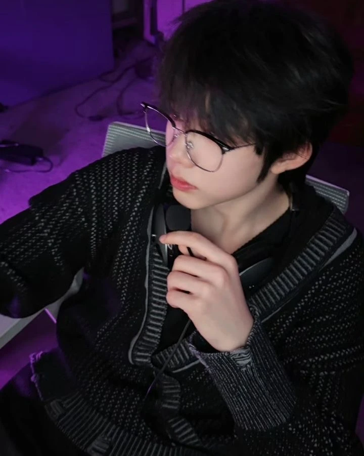 Chen Yiheng thumbnail