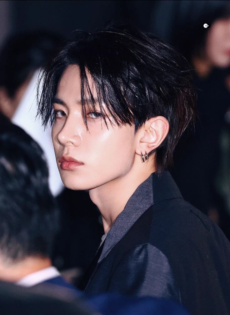 Lee Heeseung thumbnail