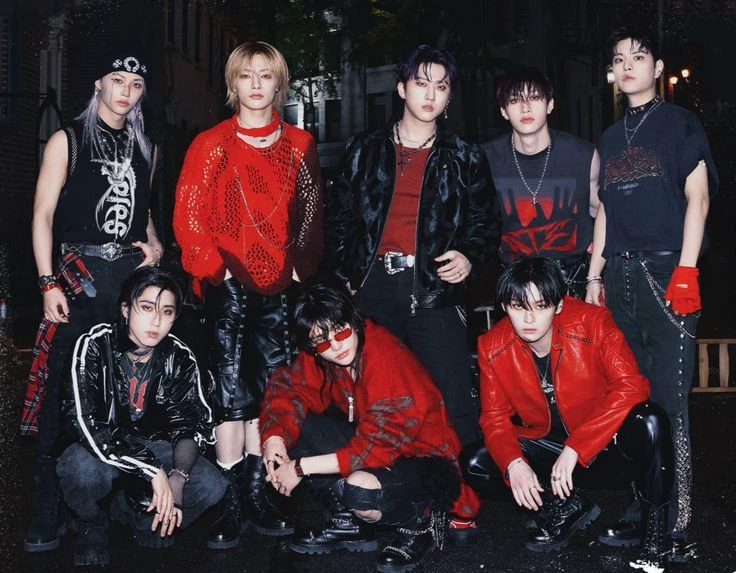 stray kids  thumbnail