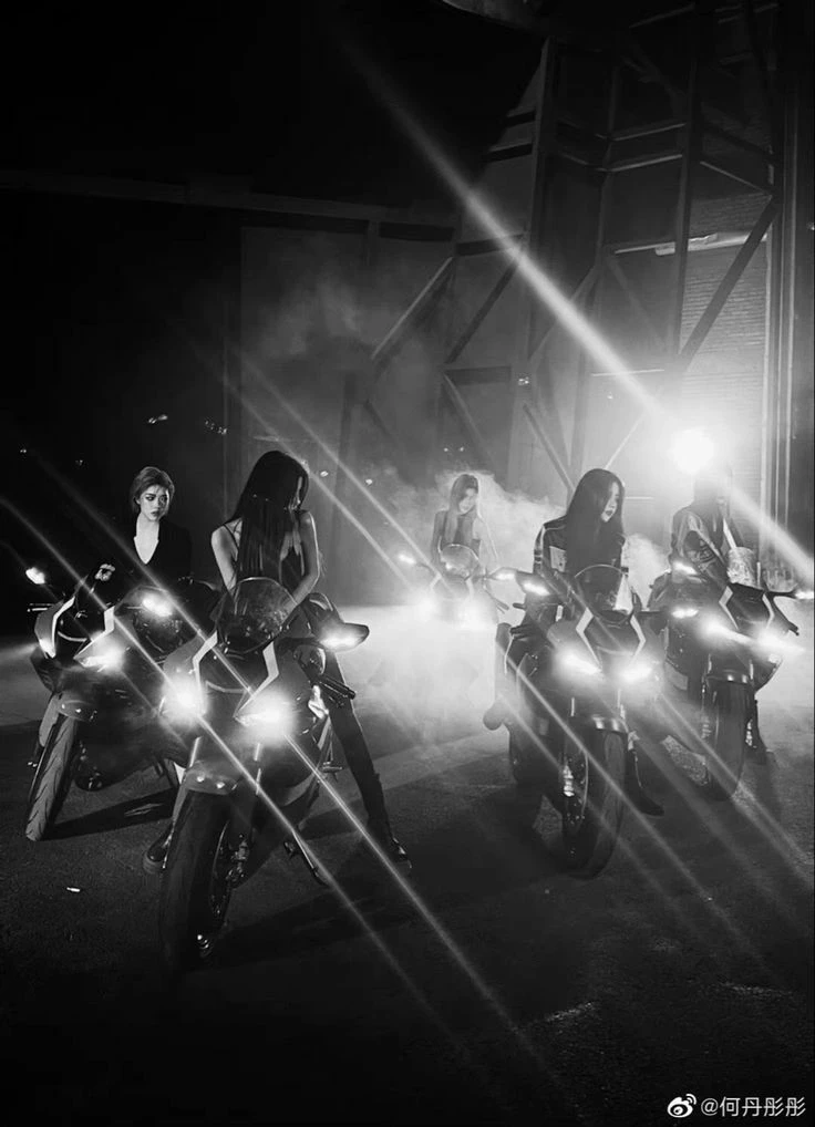 motorcycle gang thumbnail