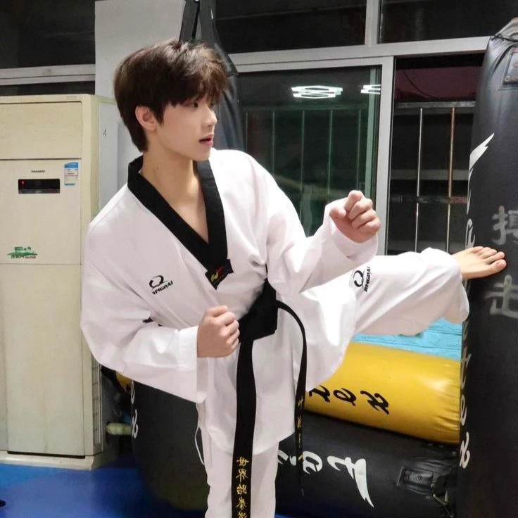 Lee Juwoon thumbnail