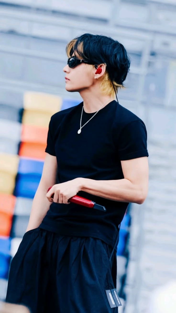 Taehyung  thumbnail