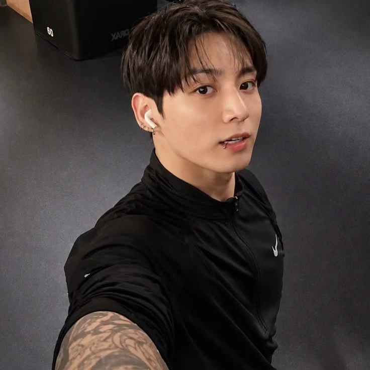 Jeon Jungkook thumbnail