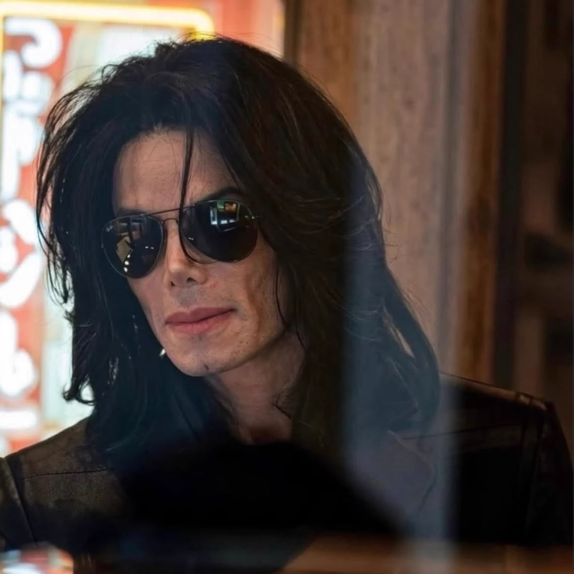 Michael Jackson. thumbnail
