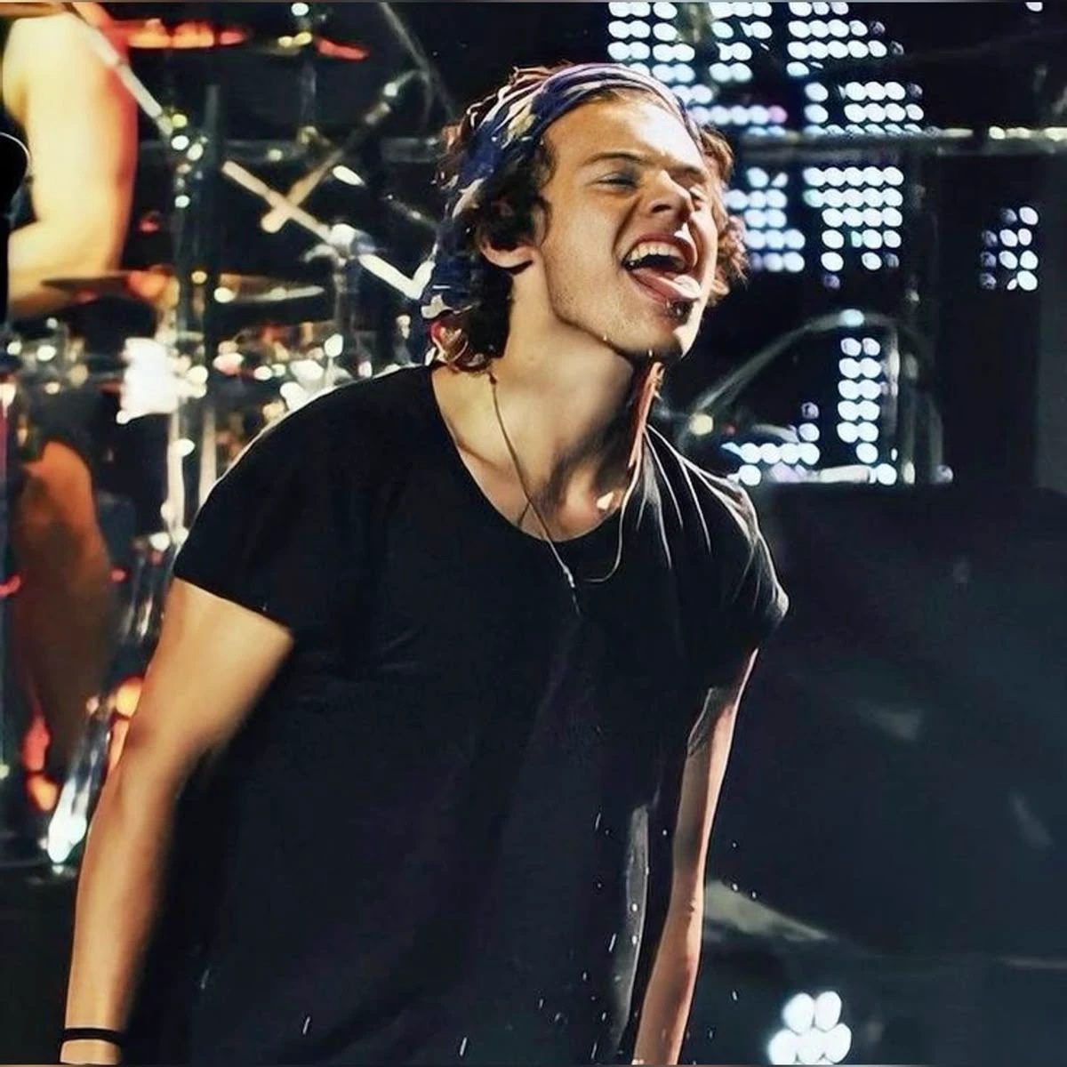 Harry Styles thumbnail