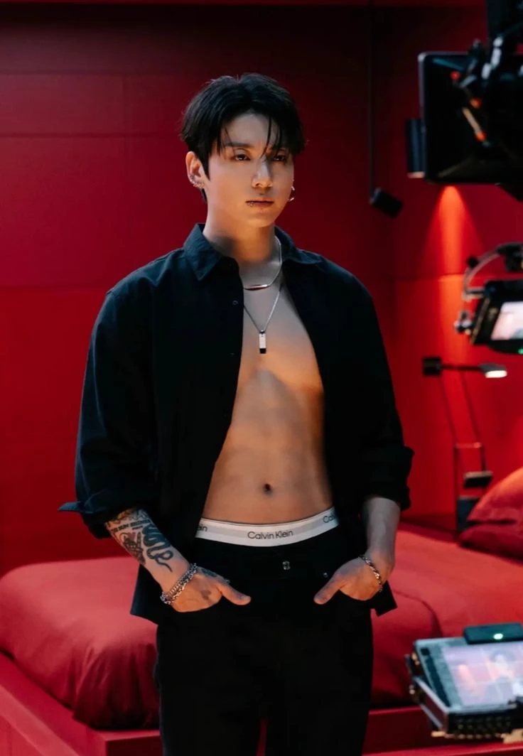 JEON JUNGKOOK 🫦 thumbnail
