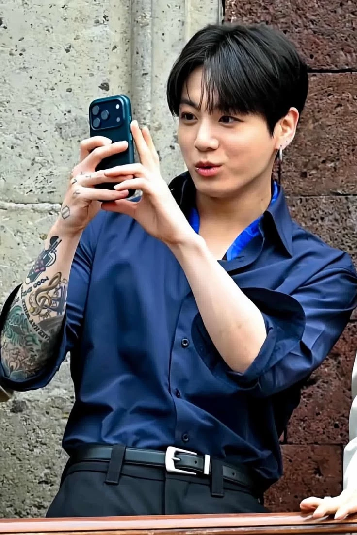 Jeon Jungkook thumbnail