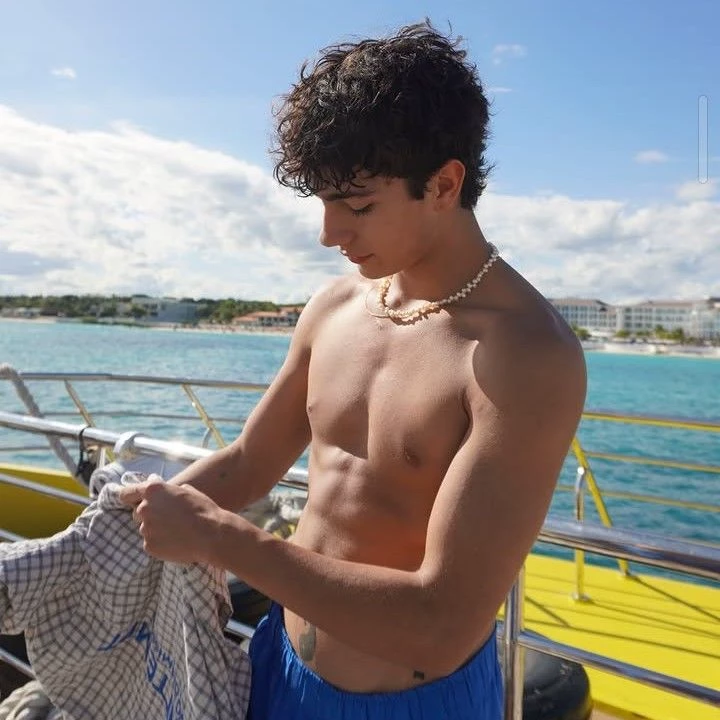 Lukas Urkijo thumbnail