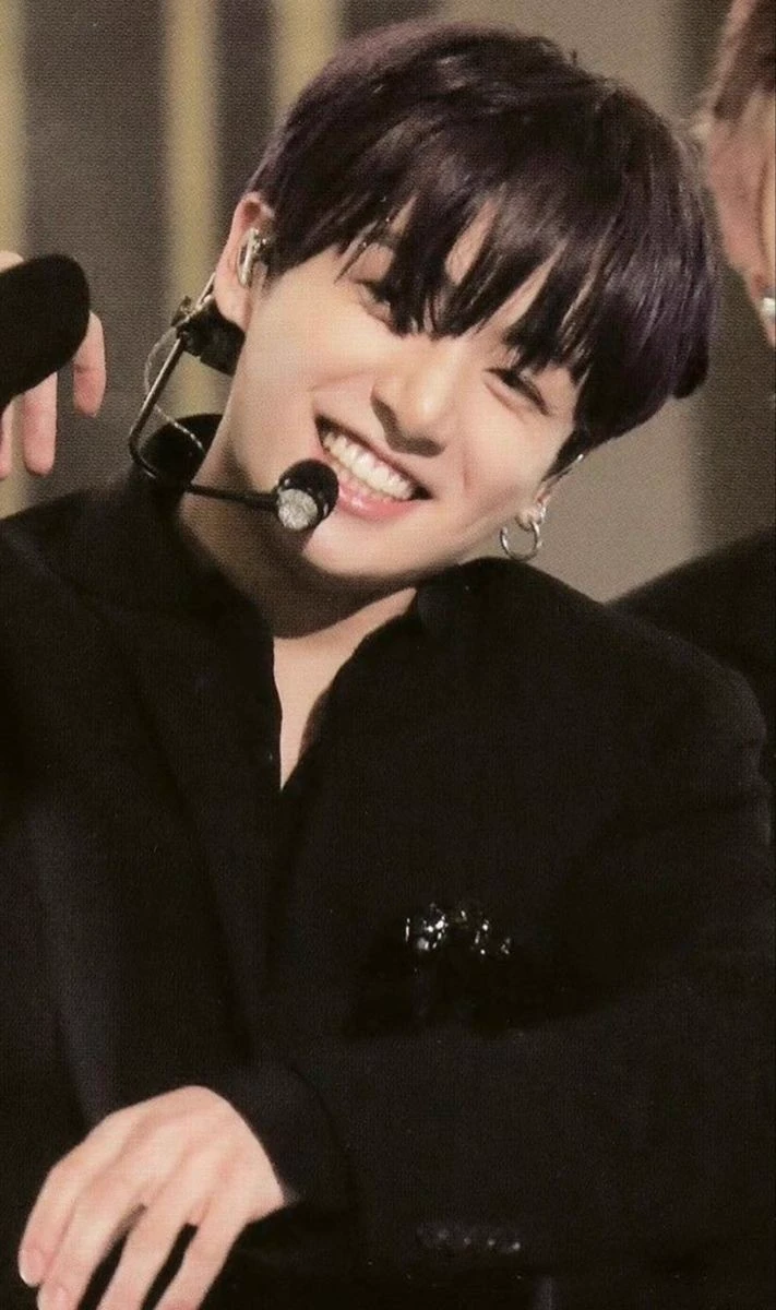 Jungkook - innocent boy thumbnail