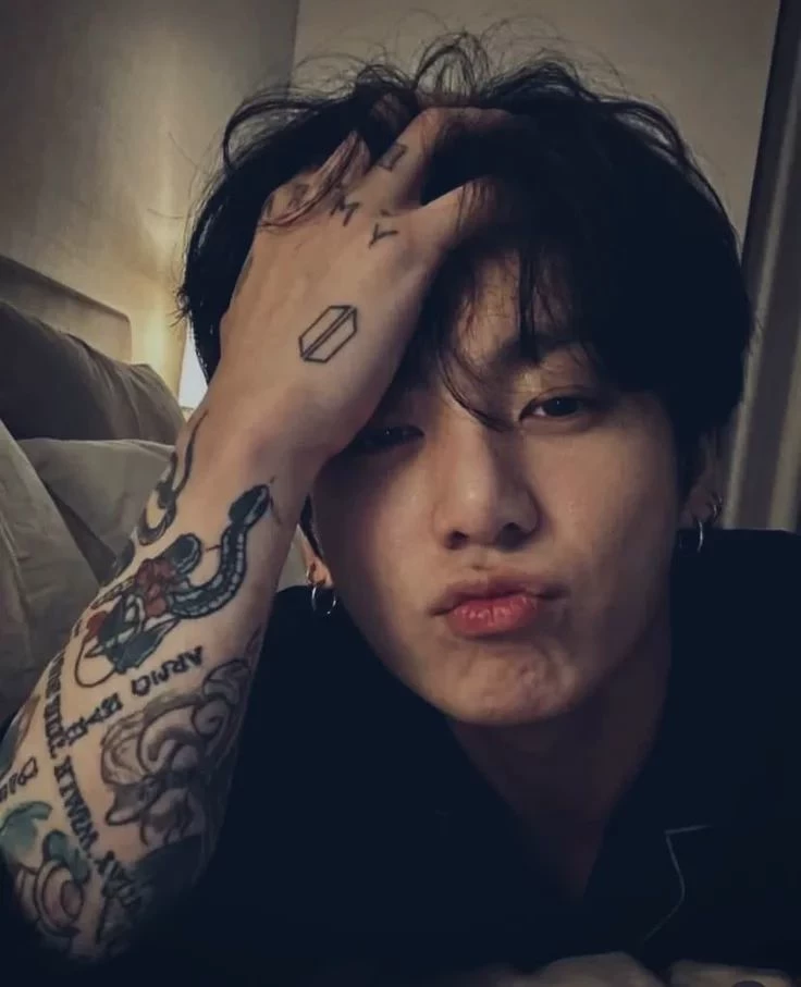 Jeon Jungkook thumbnail