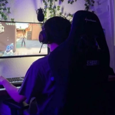 Your gamer boyfriend thumbnail
