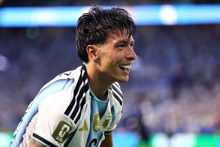 lisandro Martínez thumbnail