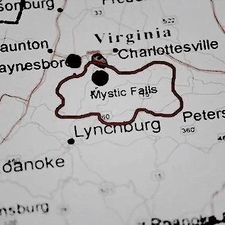 Mystic falls × hogwarts. thumbnail