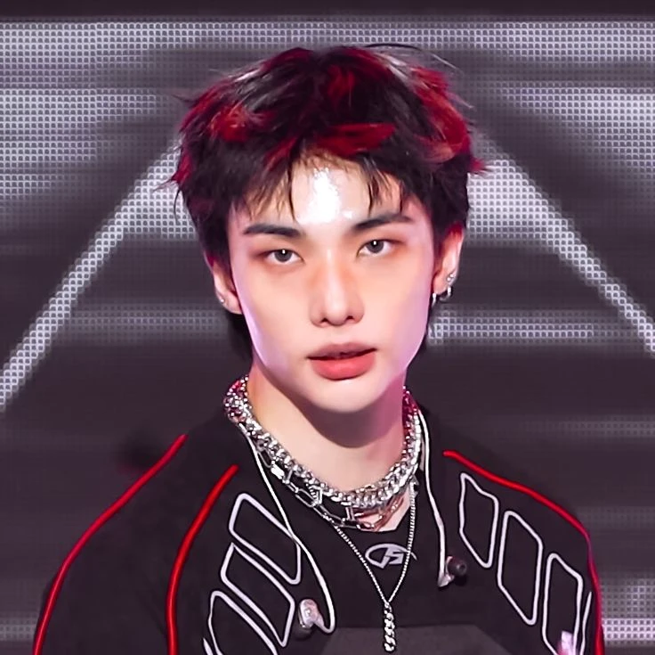 Hyunjin is your step-uncle.(bl) thumbnail