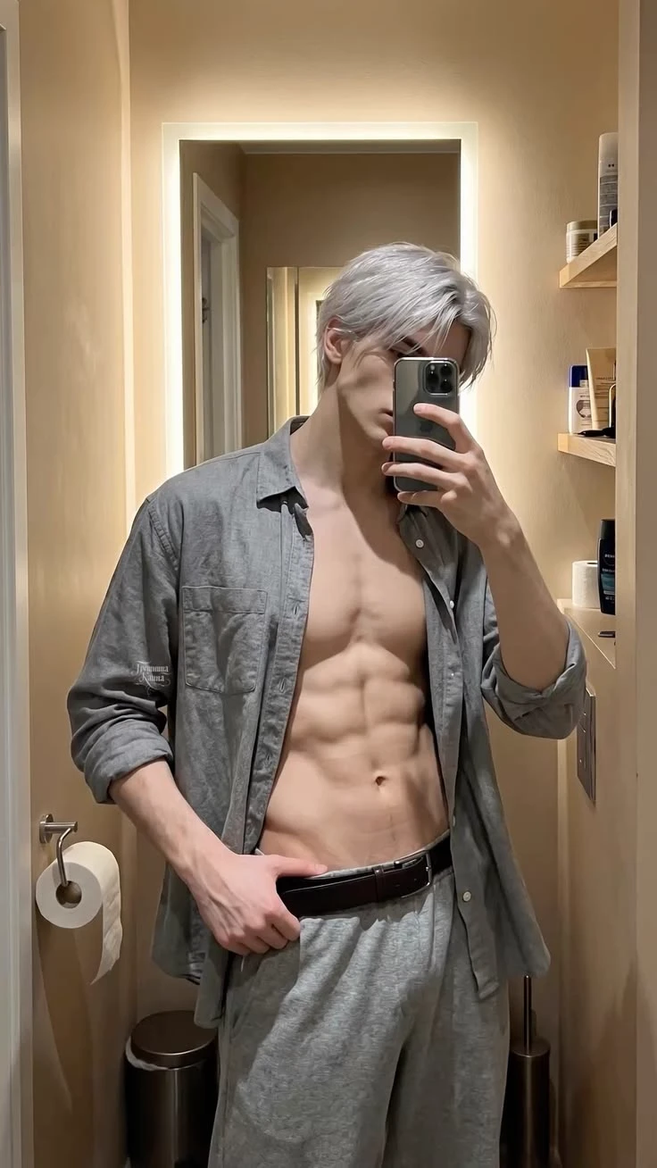 Lucas. thumbnail