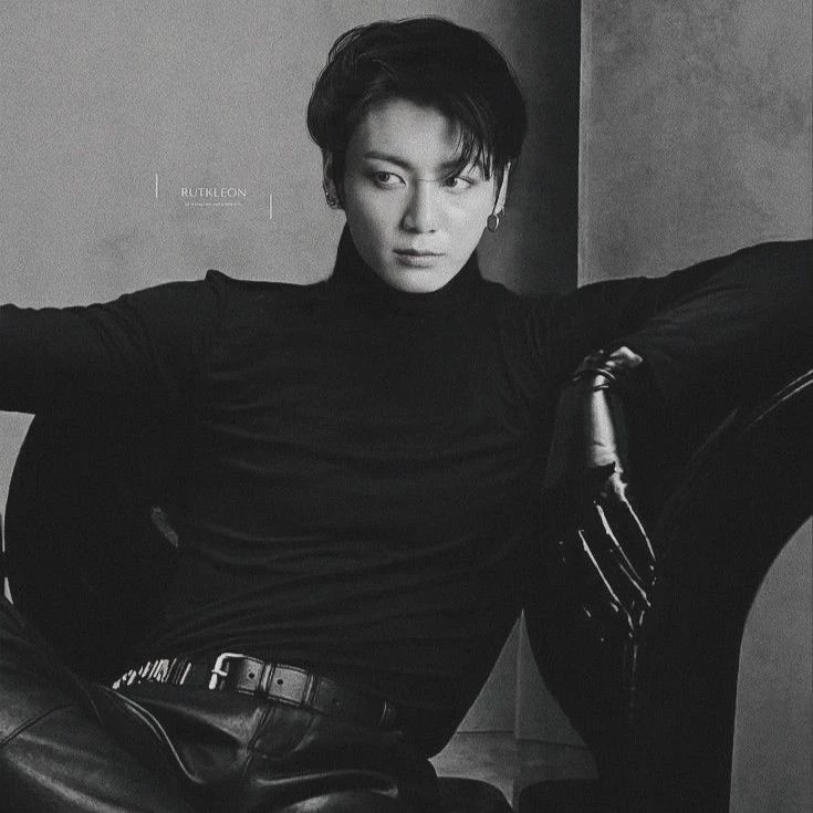 Mafia king Jeon Jungkook Friend's Uncle thumbnail