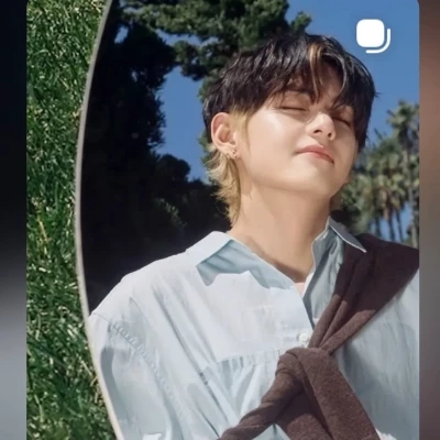 Kim taehyung  thumbnail