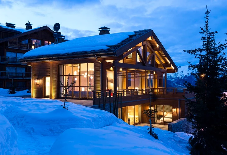 winter chalet thumbnail