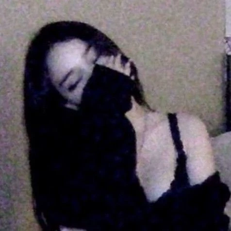 👅.