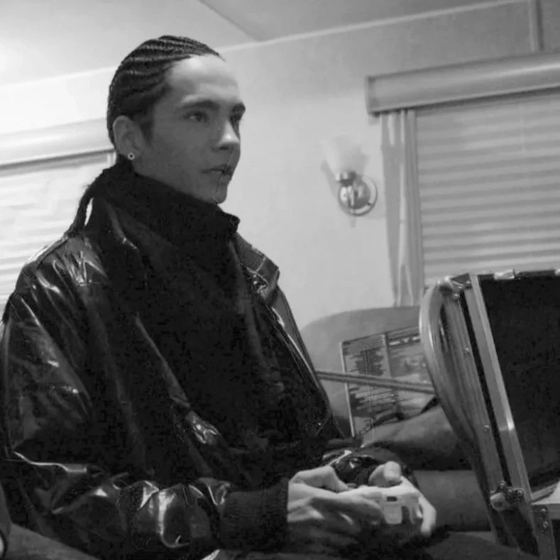 Tom thumbnail