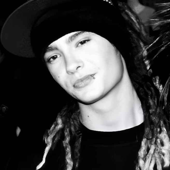 TOM KAULITZ thumbnail