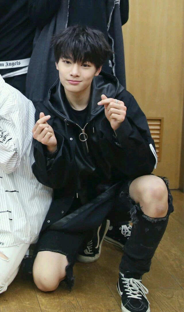 Jeongin Nerd thumbnail