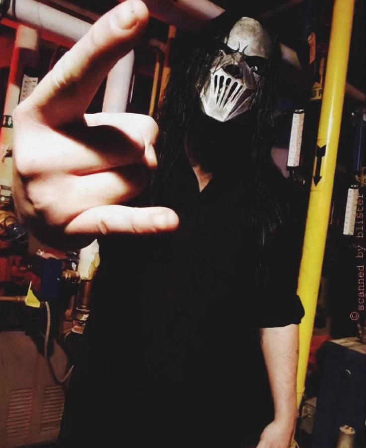 Mick Thomson thumbnail