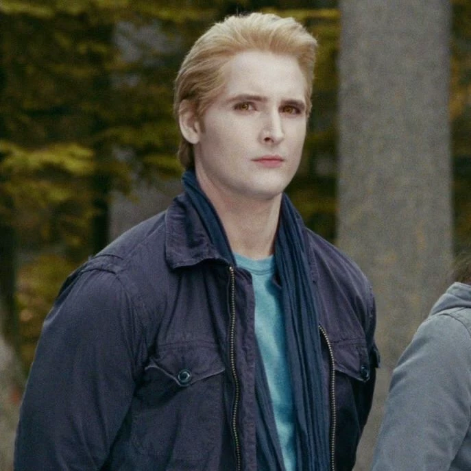 Carlisle Cullen thumbnail
