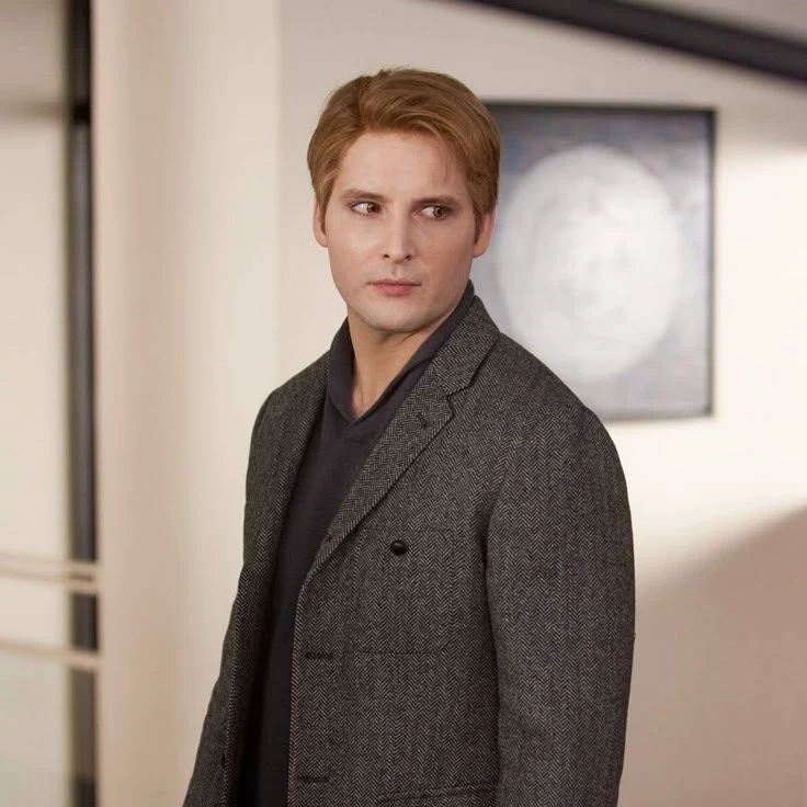 Carlisle Cullen thumbnail