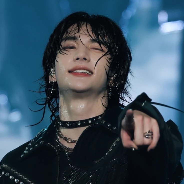 Hyunjin thumbnail